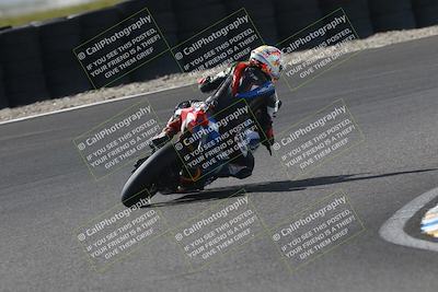 media/Oct-12-2025-CRA (Sun) [[e621380112]]/Races/Race 10/